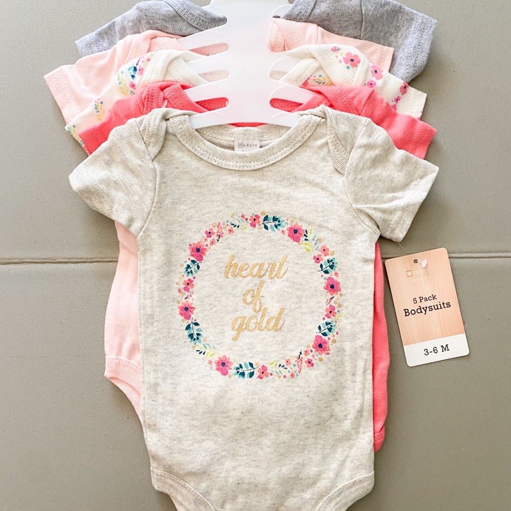 5 Piece Onesie Set. Heart of Gold